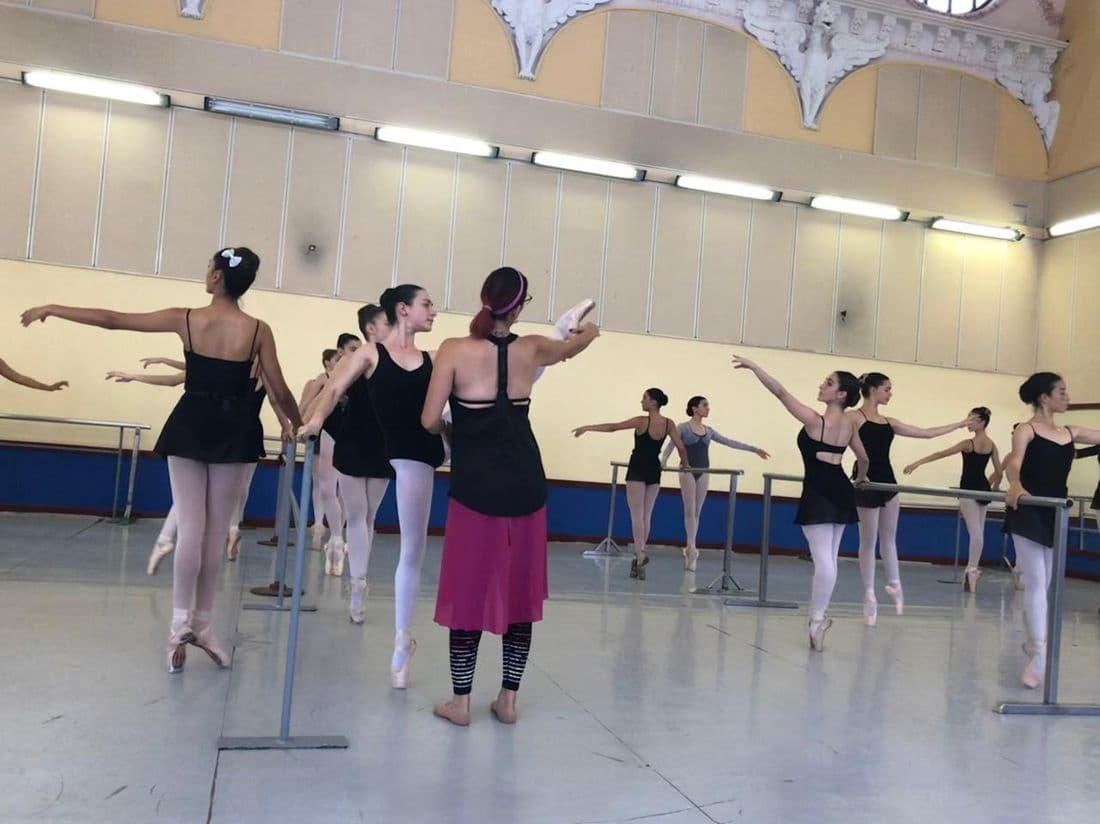 Estudiantes de la Escuela Beatriz Abreu Cátedra de Danza