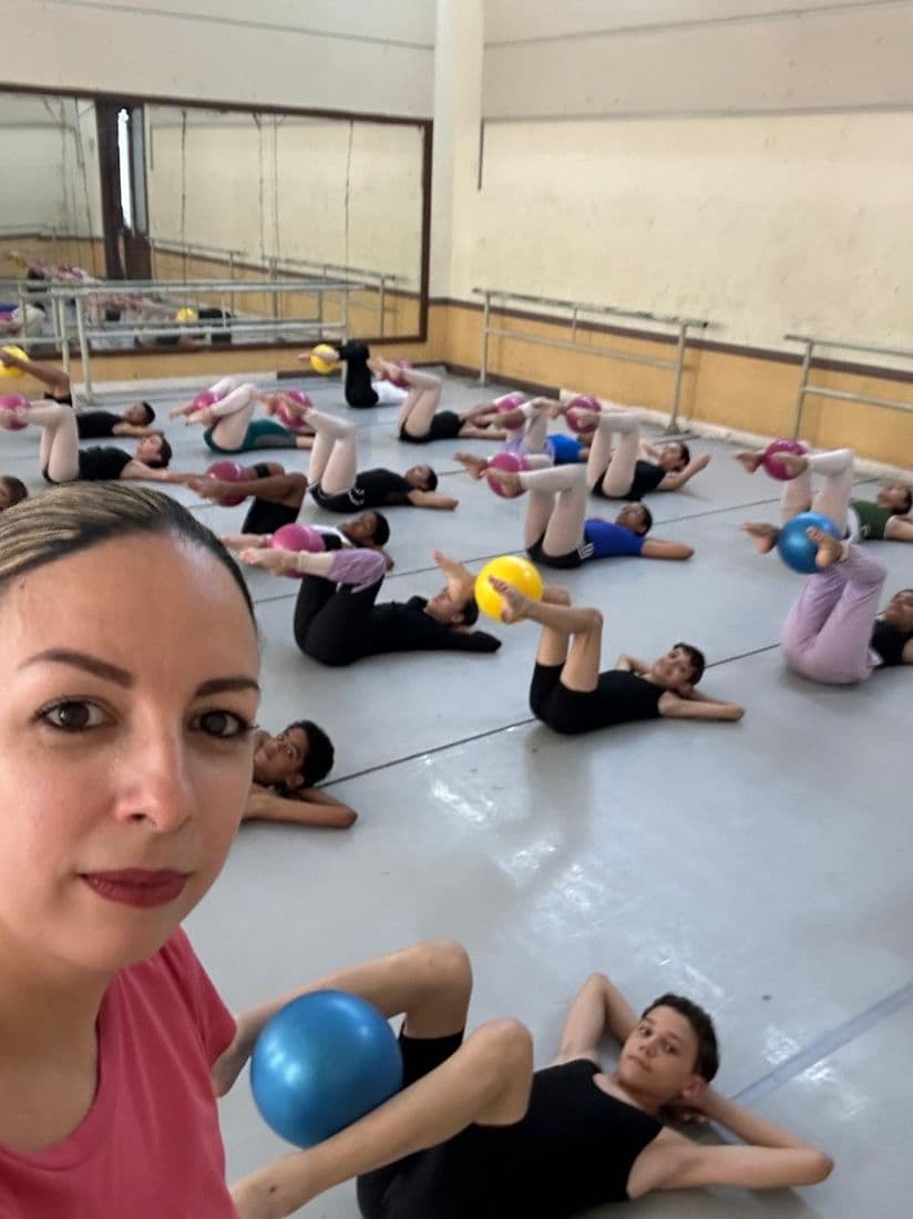 Estudiantes de la Escuela Beatriz Abreu Cátedra de Danza