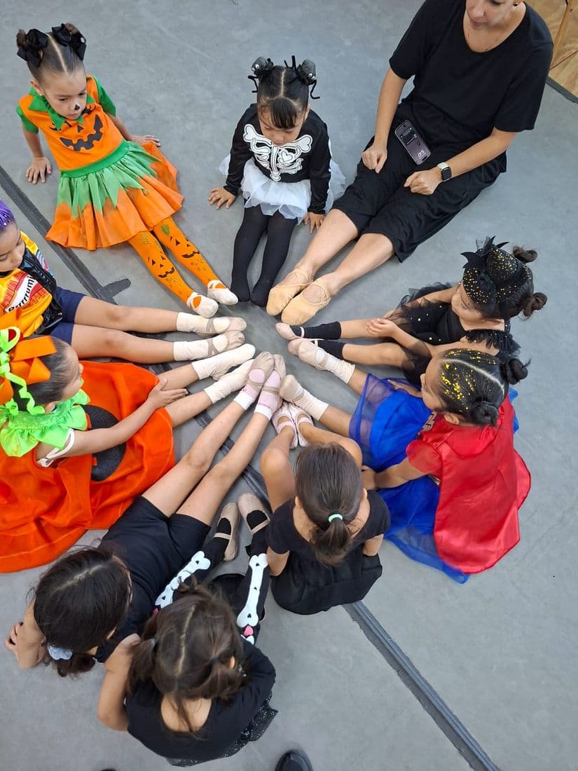 Estudiantes de la Escuela Beatriz Abreu Cátedra de Danza